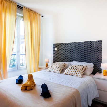 Anja - Top Hote Paris - 6 Personnes Balcon Parking 圣但尼 外观 照片